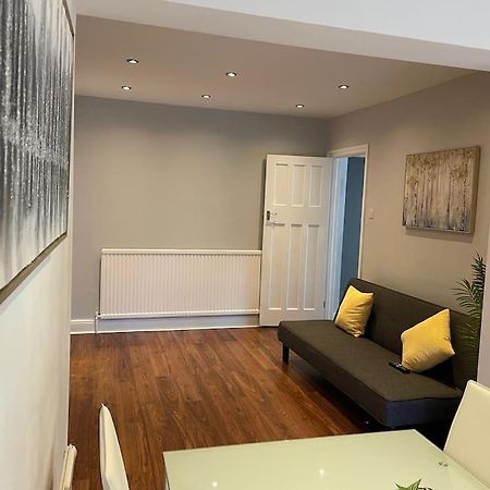 Entire Ground Floor Apartment In Watford Watford  Exterior foto